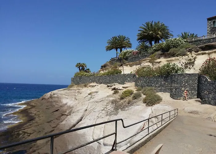 Terrazas Del Duque 2, Terrace, Sea View, Only 300 M To Beach, Heated Pool, Air Conditioning, Wifi Internet, Dishwasher, Washing Machine