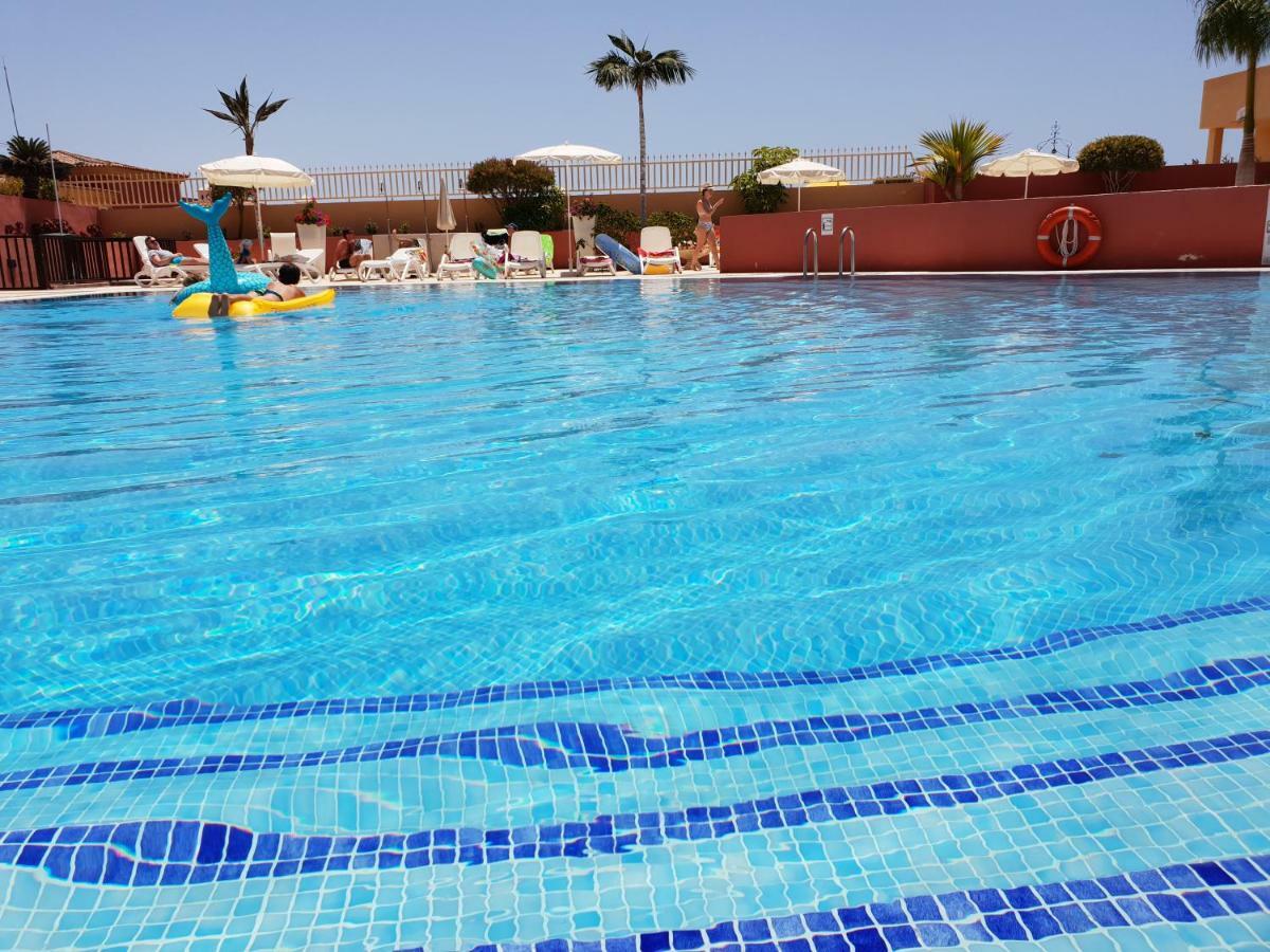 Terrazas Del Duque 2, Terrace, Sea View, Only 300 M To Beach, Heated Pool, Air Conditioning, Wifi Internet, Dishwasher, Washing Machine Appartement *