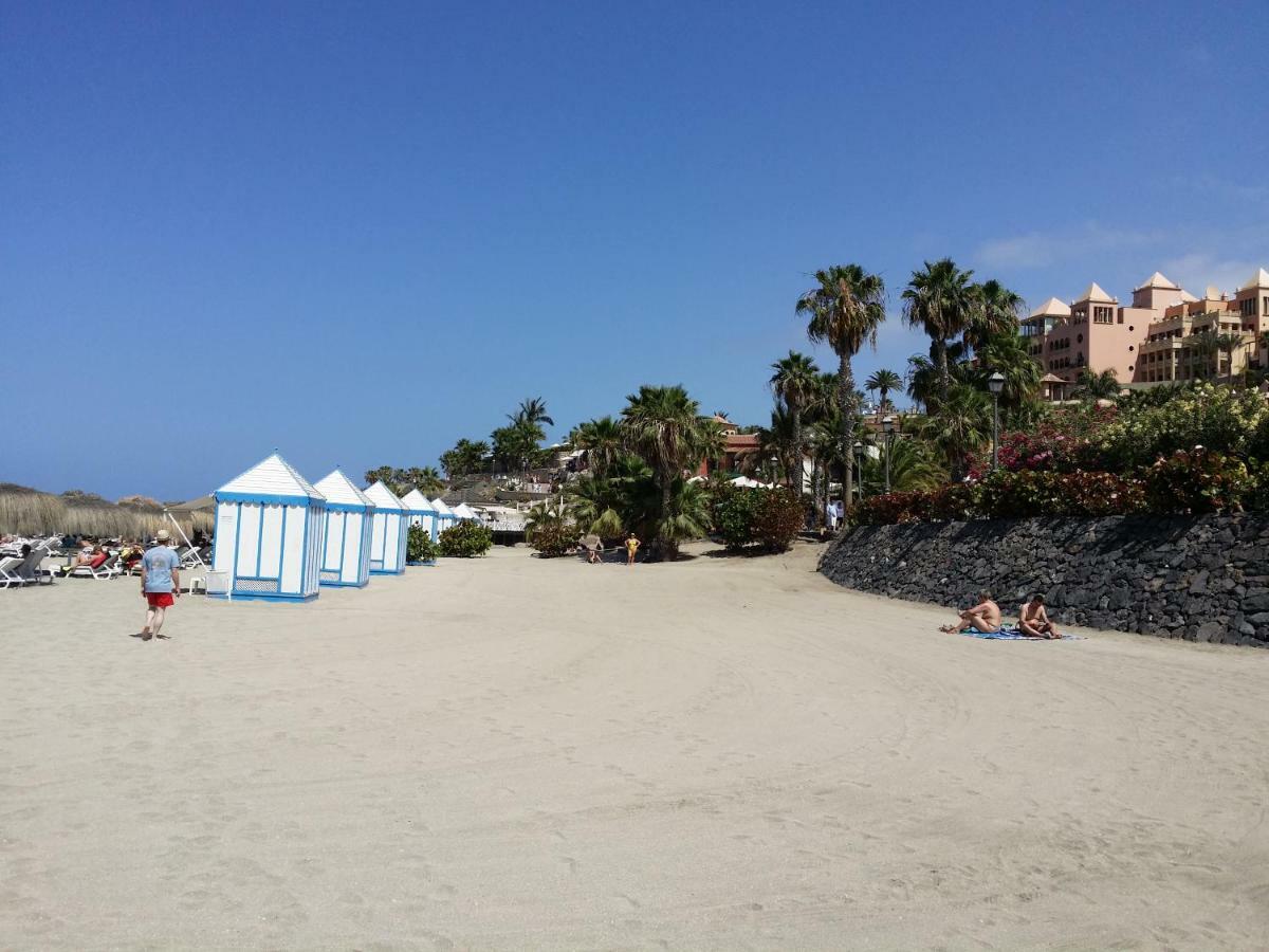 Appartement Terrazas Del Duque 2, Terrace, Sea View, Only 300 M To Beach, Heated Pool, Air Conditioning, Wifi Internet, Dishwasher, Washing Machine