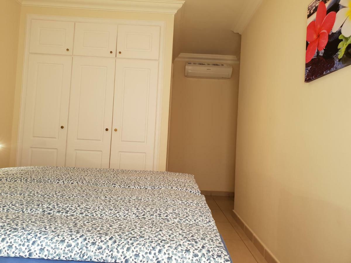 Terrazas Del Duque 2, Terrace, Sea View, Only 300 M To Beach, Heated Pool, Air Conditioning, Wifi Internet, Dishwasher, Washing Machine